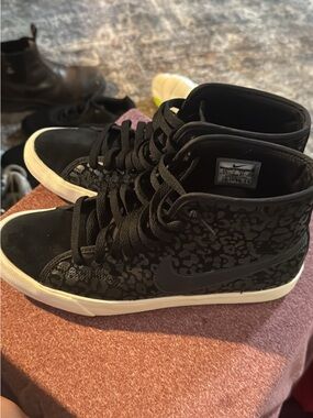 Women’s nike primo court black leopard